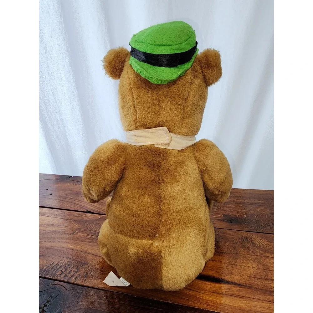 Hannah Banana vintage yogi